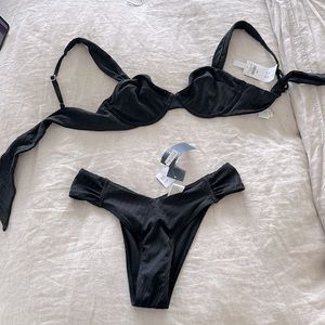 NWT Abercrombie bikini